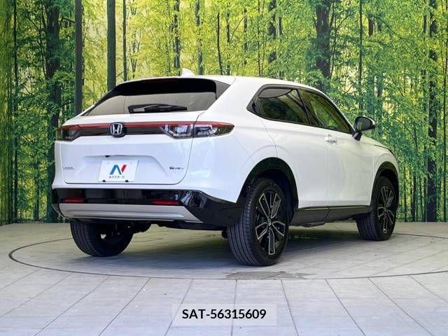 Honda VEZEL 2023-06 332616-17