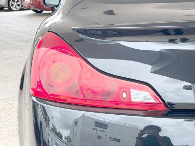 Nissan SKYLINE COUPE 2013-02 13782-17