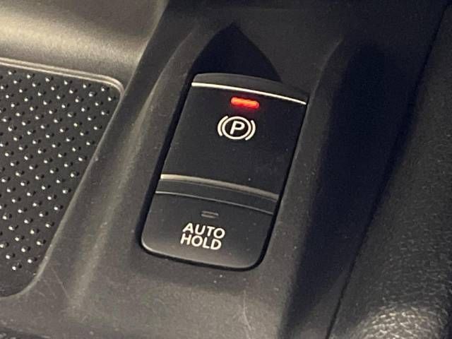 Nissan X-TRAIL 2018-08 13481-7