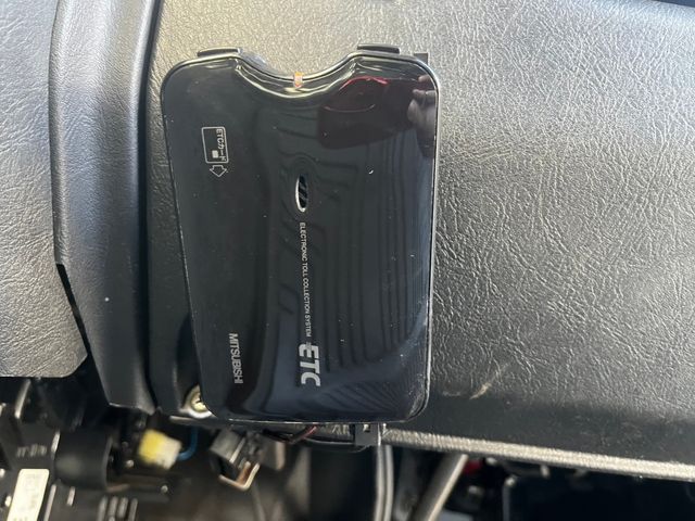 Mitsubishi PAJERO MINI 2006-10 24920-10