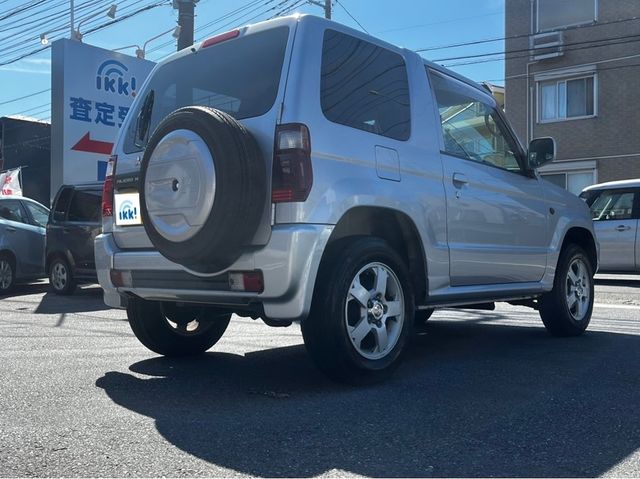 Mitsubishi PAJERO MINI 2006-10 24920-2