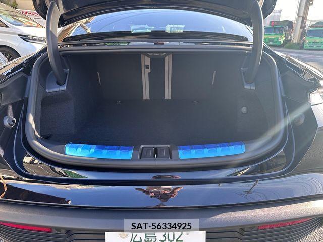Porsche Taycan 2024-05 281626-12