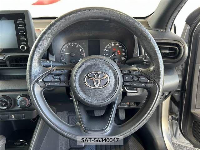 Toyota YARIS 2020-11 290778-6
