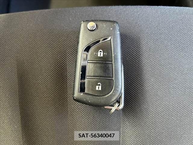 Toyota YARIS 2020-11 290778-5