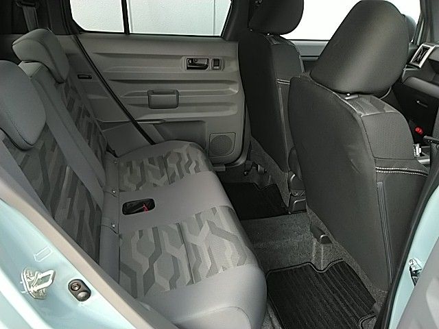Daihatsu TAFT 2022-07 184693-4