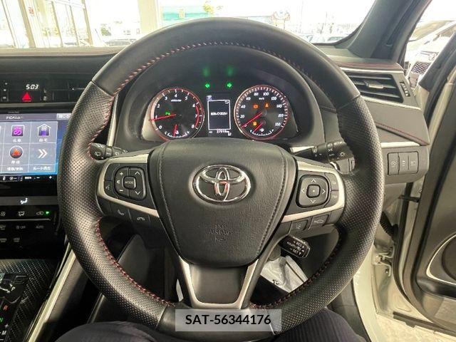 Toyota HARRIER 2019-02 377318-9