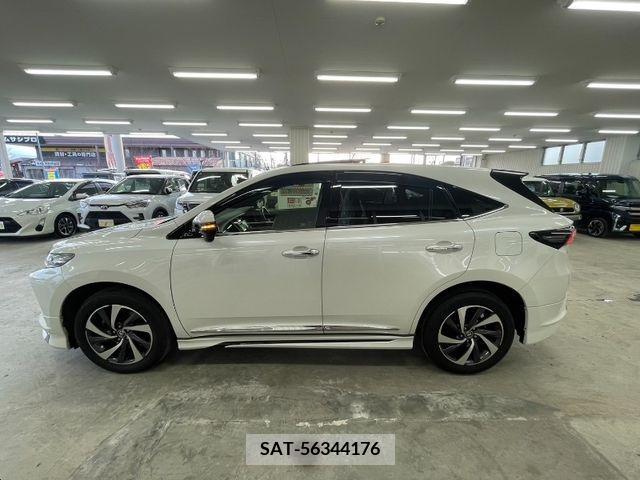 Toyota HARRIER 2019-02 377318-8