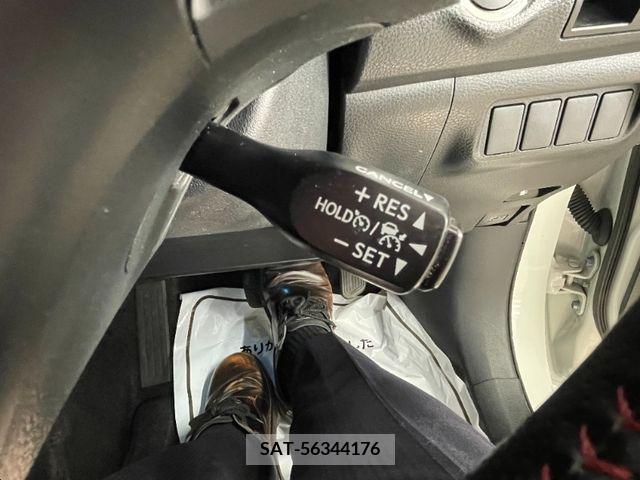 Toyota HARRIER 2019-02 377318-20