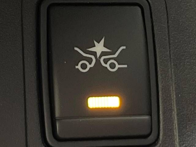 Nissan SERENA 2017-01 185338-4