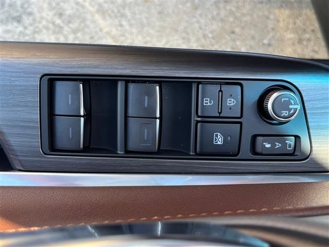 Toyota HARRIER 2021-06 14979-18