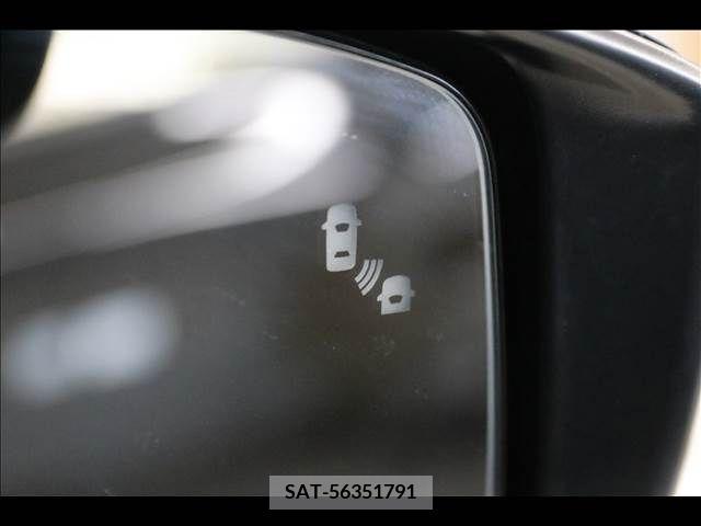 Nissan LEAF 2019-12 367075-8