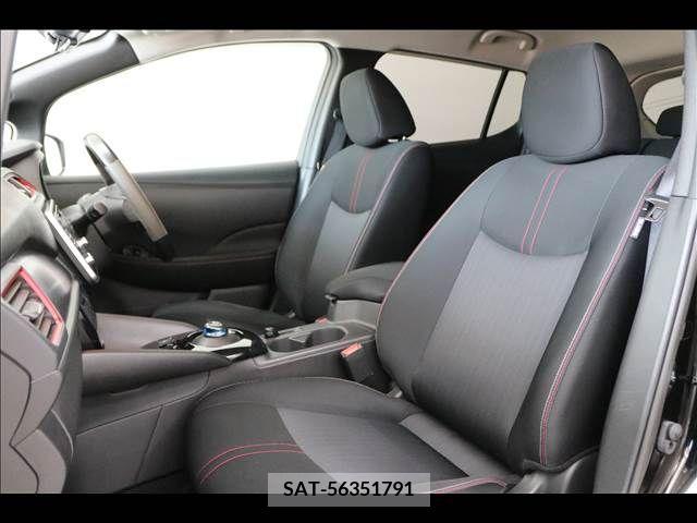 Nissan LEAF 2019-12 367075-17