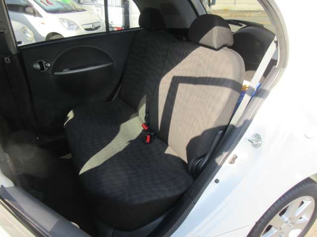 Mitsubishi I-MIEV 2011-01 8374-21