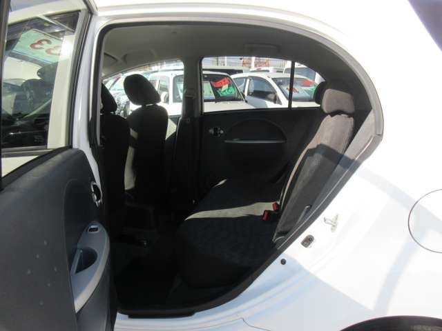 Mitsubishi I-MIEV 2011-01 8374-20