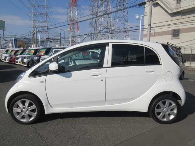 Mitsubishi I-MIEV 2011-01 8374-6