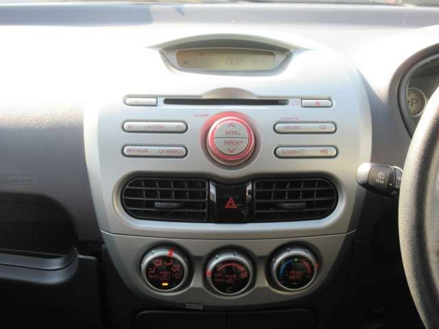 Mitsubishi I-MIEV 2011-01 8374-14