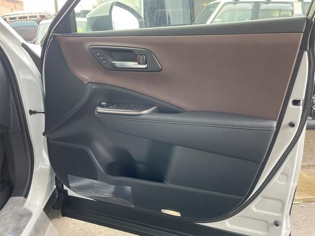 Toyota CROWN 2023-03 2188-24