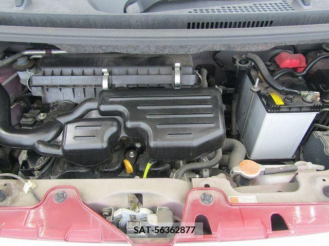 Daihatsu TANTO 2017-05 310220-27