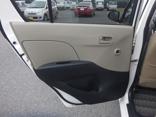 Daihatsu MIRA 2010-04 8147-24