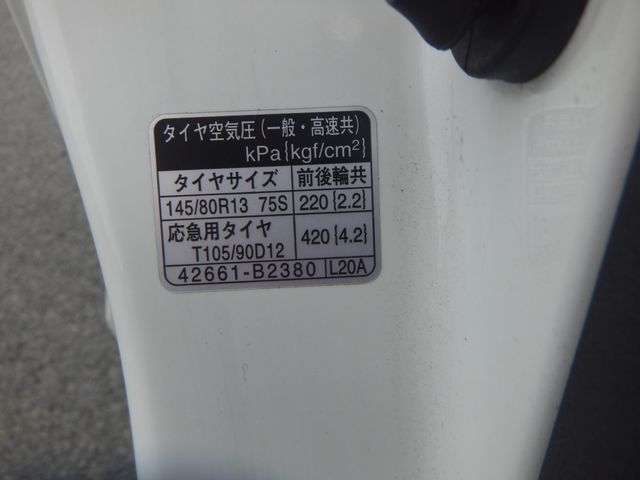 Daihatsu MIRA 2010-04 8147-28