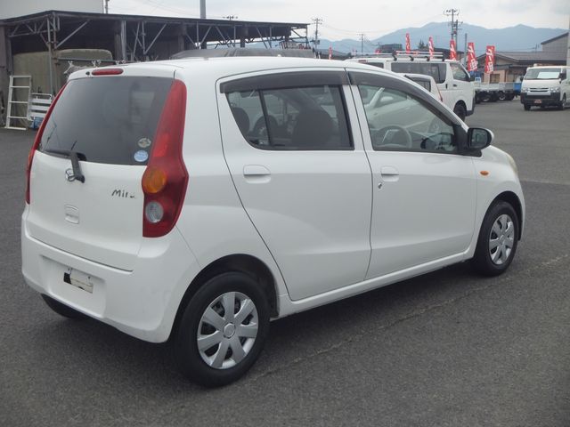 Daihatsu MIRA 2010-04 8147-5