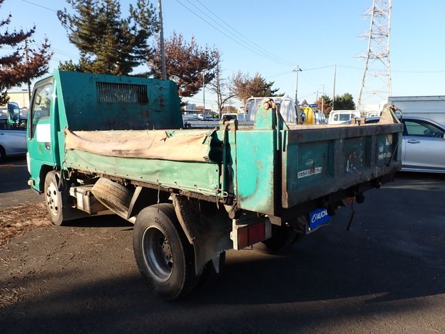 Isuzu ELF TRUCK 2013-08 193416-2