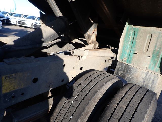 Isuzu ELF TRUCK 2013-08 193416-24