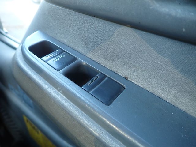 Isuzu ELF TRUCK 2013-08 193416-16