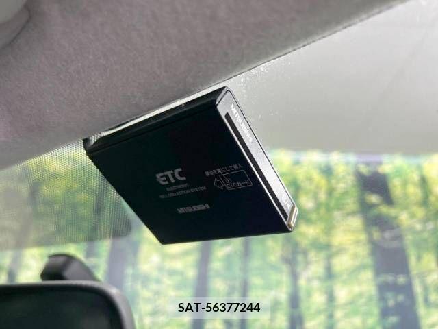 Toyota SIENTA 2013-03 383749-5