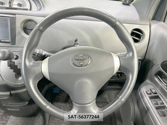 Toyota SIENTA 2013-03 383749-11