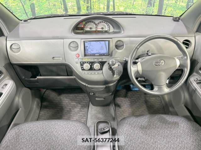 Toyota SIENTA 2013-03 383749-1