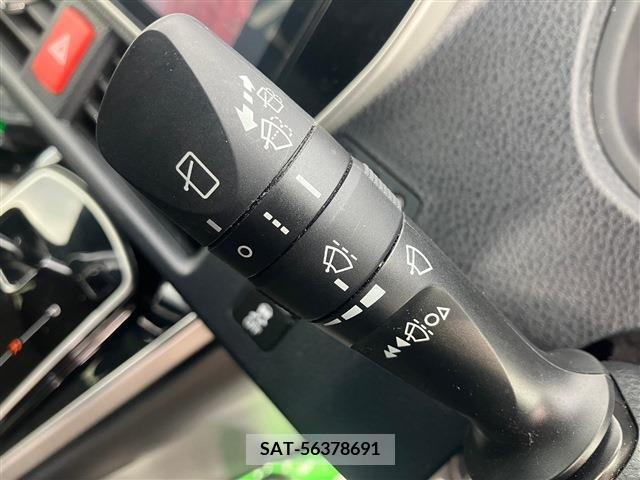 Toyota VOXY 2020-09 212576-13