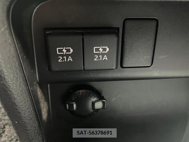 Toyota VOXY 2020-09 212576-19