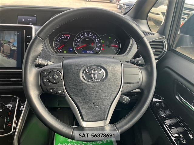Toyota VOXY 2020-09 212576-12