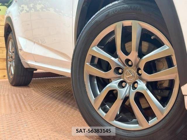 Lexus NX 2015-08 362947-13