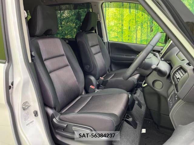 Nissan SERENA 2018-11 210164-8