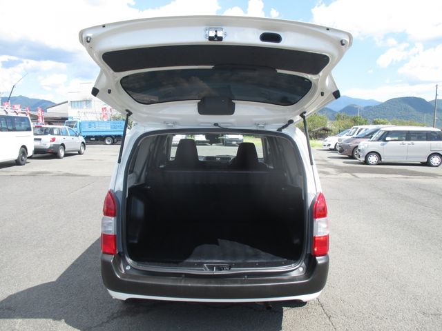 Toyota SUCCEED VAN 2018-06 16592-7