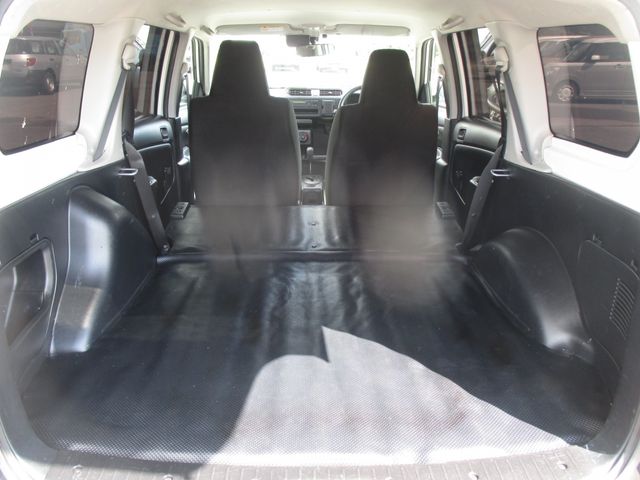 Toyota SUCCEED VAN 2018-06 16592-9