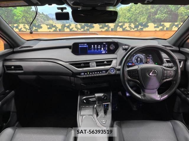 Lexus UX 2018-12 222817-1