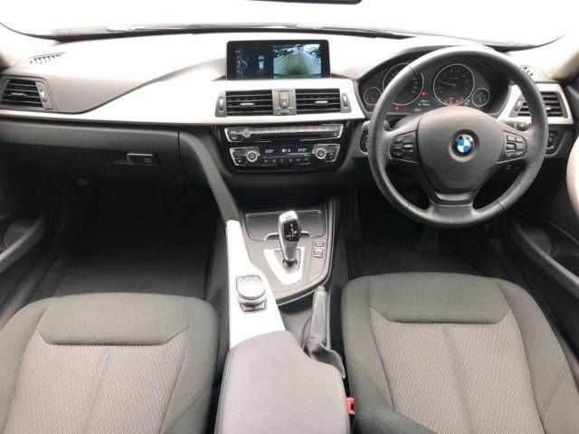 Bmw 3 SERIES 2017-04 183495-1
