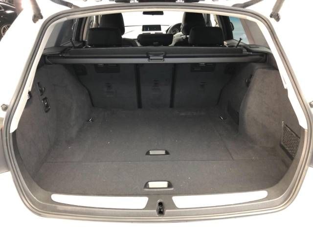 Bmw 3 SERIES 2017-04 183495-12