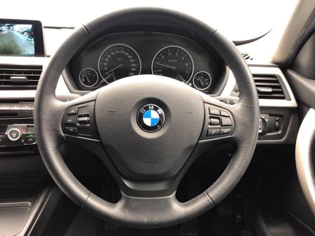 Bmw 3 SERIES 2017-04 183495-10
