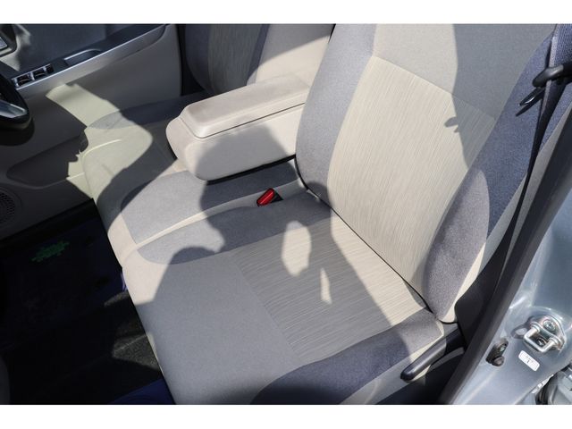 Daihatsu CAST 2016-05 189529-20