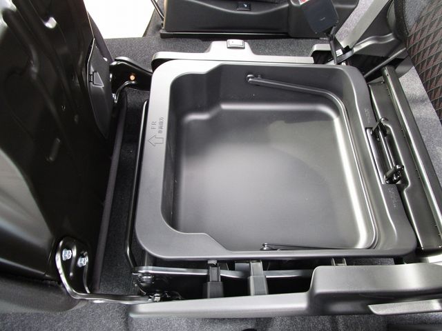 Suzuki SOLIO BANDIT 2023-02 17853-20