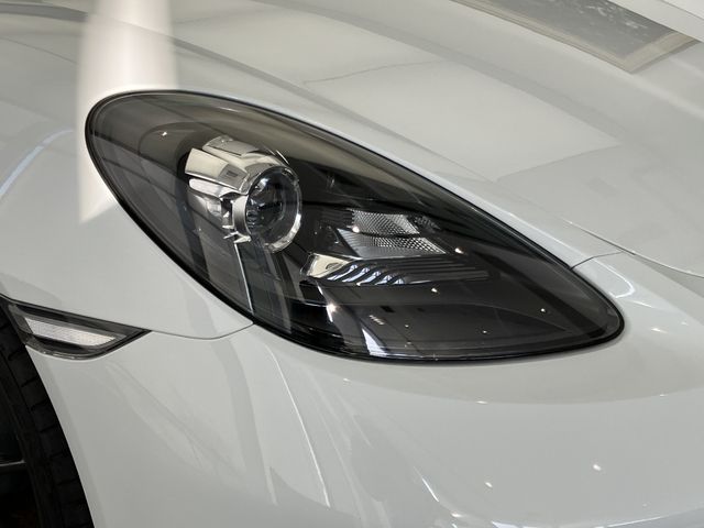 Porsche CAYMAN 2022-06 22871-9