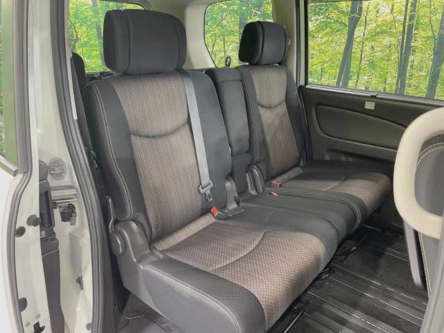 Nissan SERENA 2014-09 15551-8
