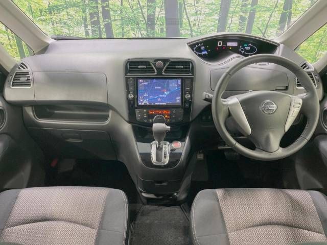 Nissan SERENA 2014-09 15551-1