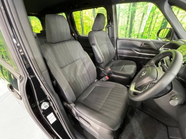 Toyota VOXY 2023-05 25365-8