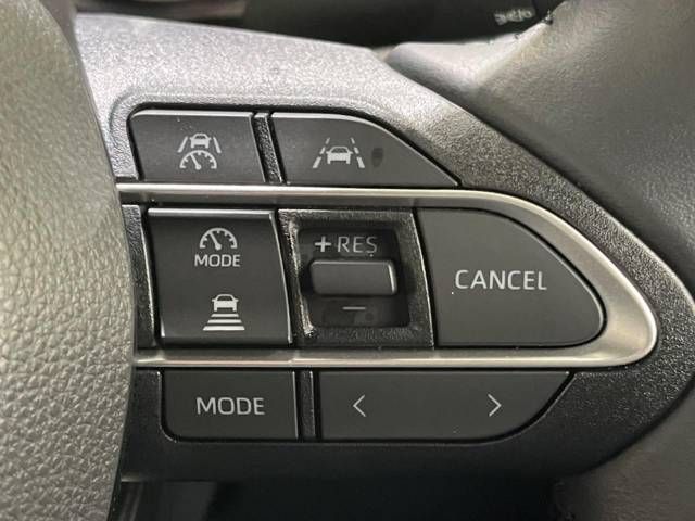 Toyota VOXY 2023-05 25365-4