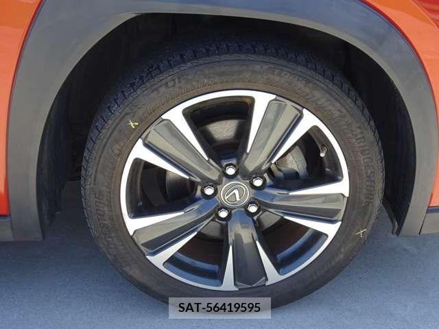 Lexus UX 2019-10 326659-14